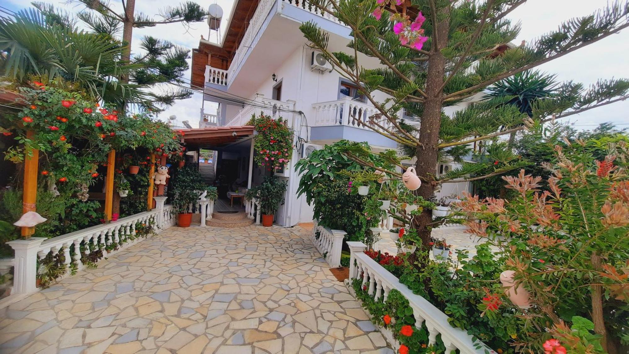 Garden Villa Veli 卡萨米尔 外观 照片