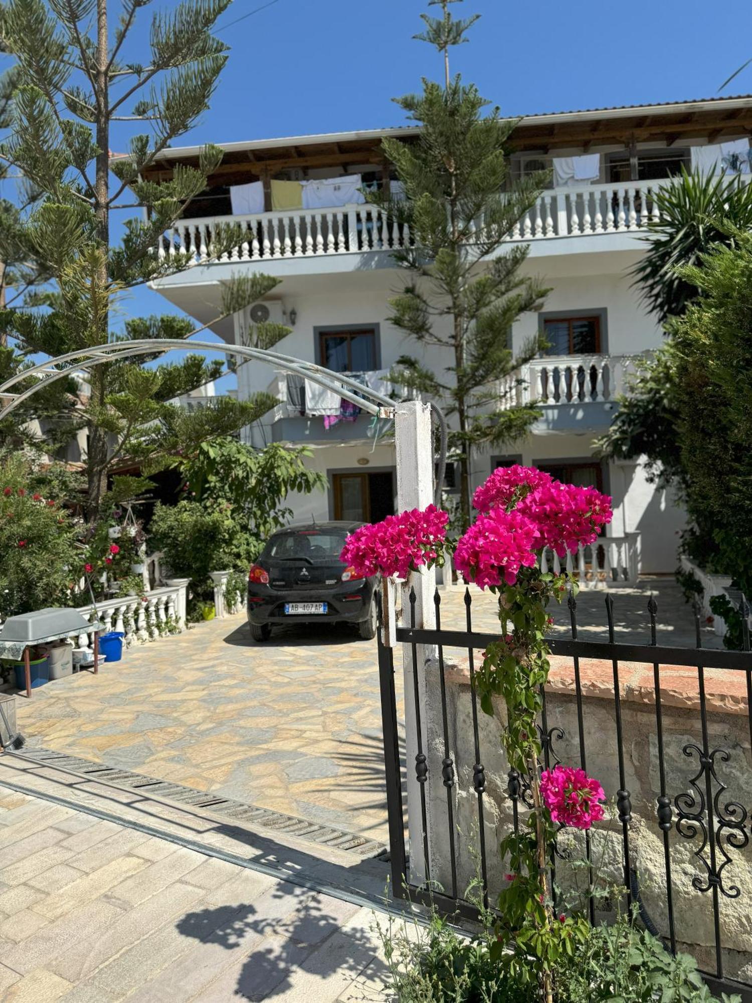 Garden Villa Veli 卡萨米尔 外观 照片