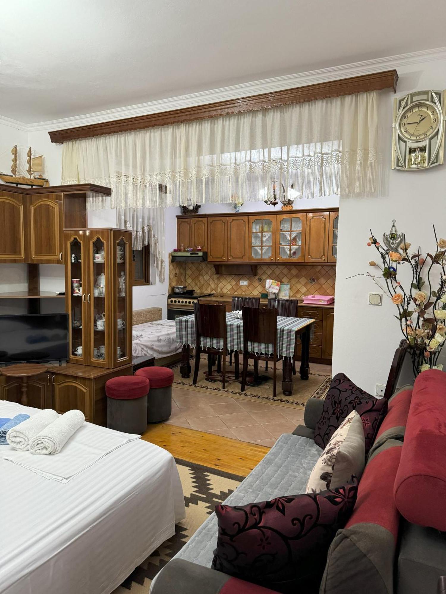 Garden Villa Veli 卡萨米尔 外观 照片