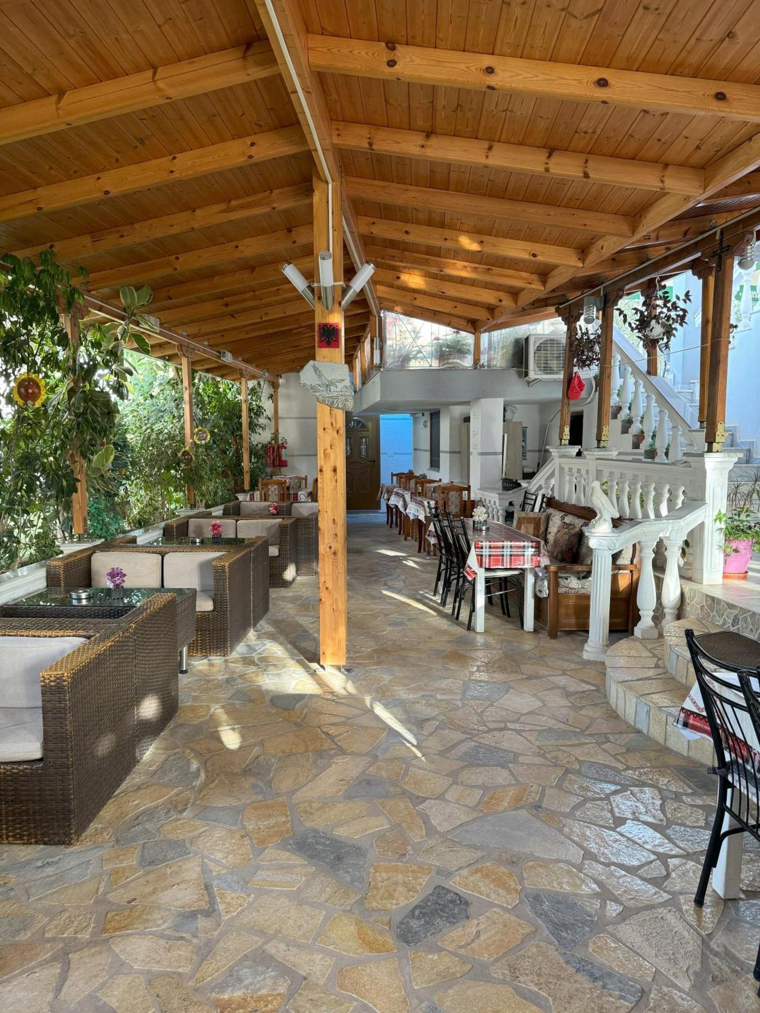 Garden Villa Veli 卡萨米尔 外观 照片