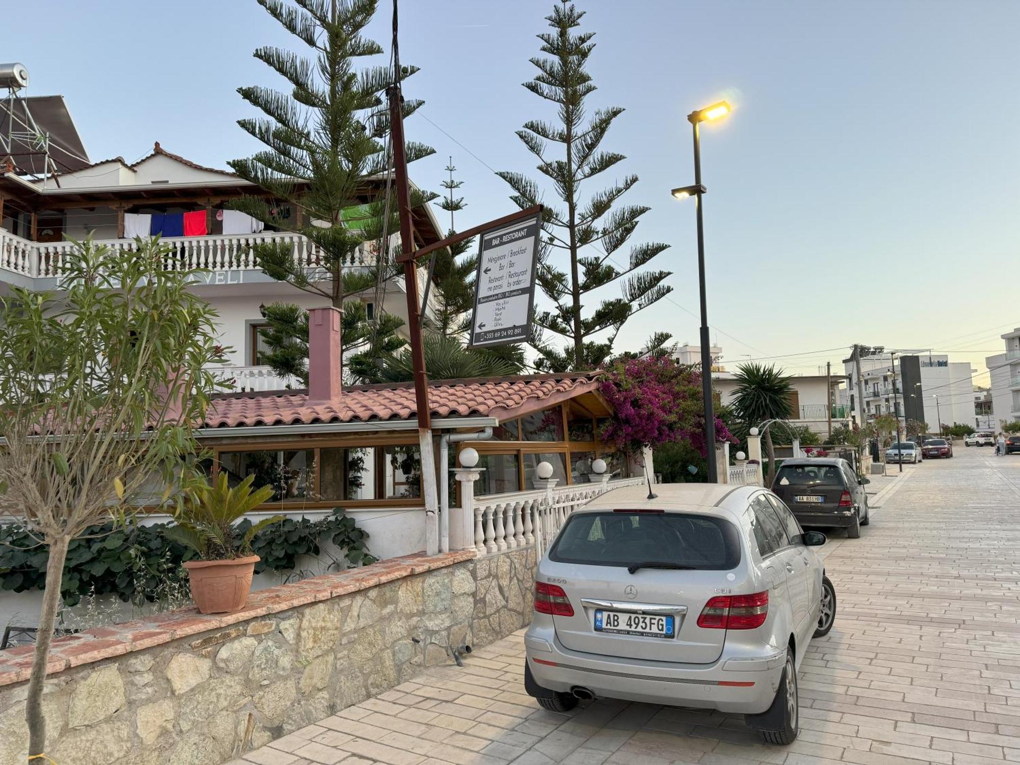 Garden Villa Veli 卡萨米尔 外观 照片
